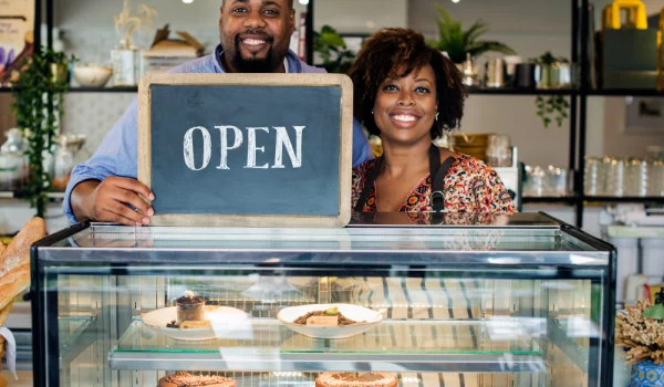 Illustration-of-a-small-business-in-South-Africa-avoiding-the-mistake-of-overinvesting-in-office-spa